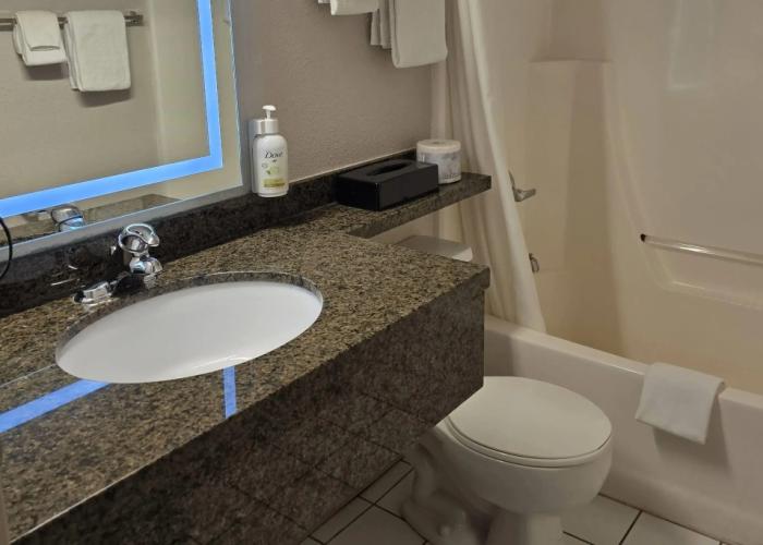 Super 8 by Wyndham Swift Current