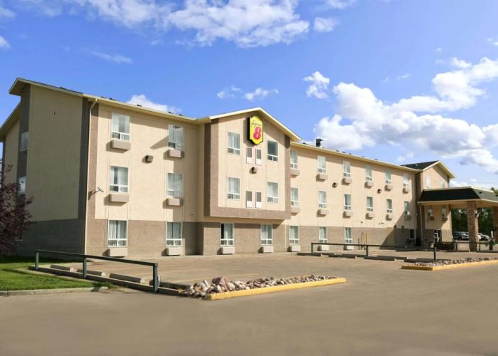 Super 8 By Wyndham Slave Lake Ab