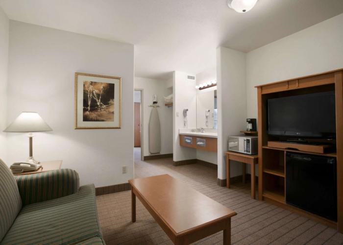 Super 8 By Wyndham Slave Lake Ab
