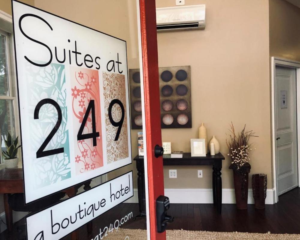 Suites at 249