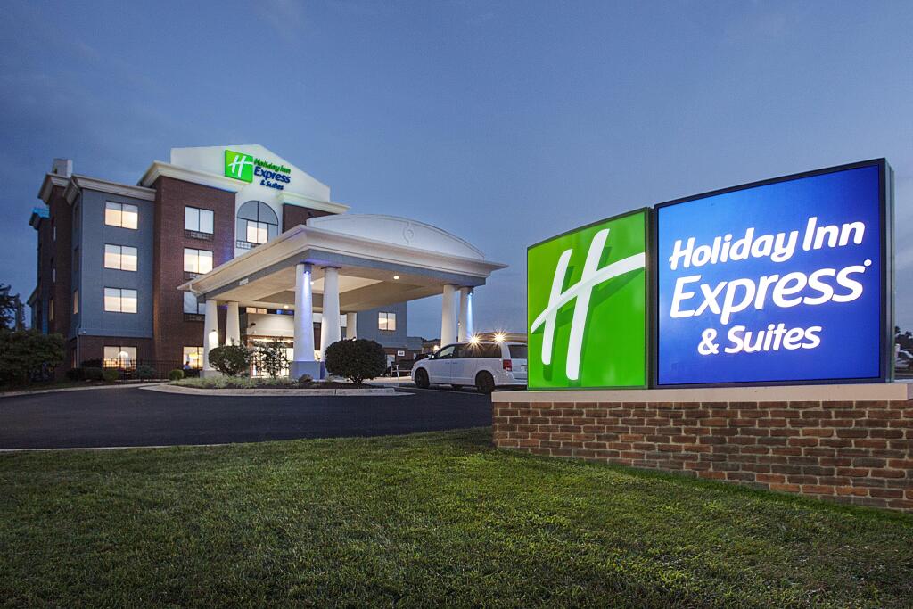 Holiday Inn Express Hotel & Suites Culpeper by IHG