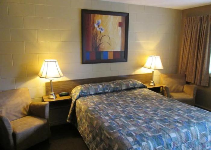 Arbutus Grove Motel