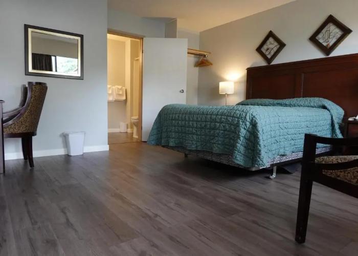 Skylite Motel