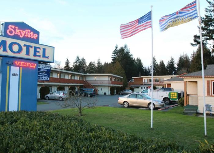 Skylite Motel