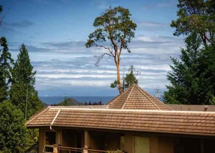 Sunrise Ridge Waterfront Resort