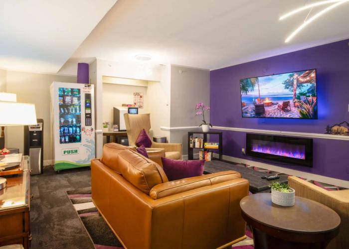 Coast Parksville Hotel