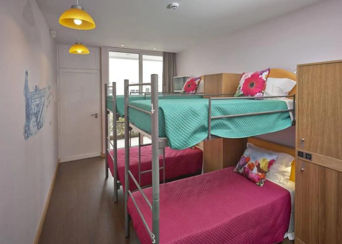 Welcome In - Suites & Hostel