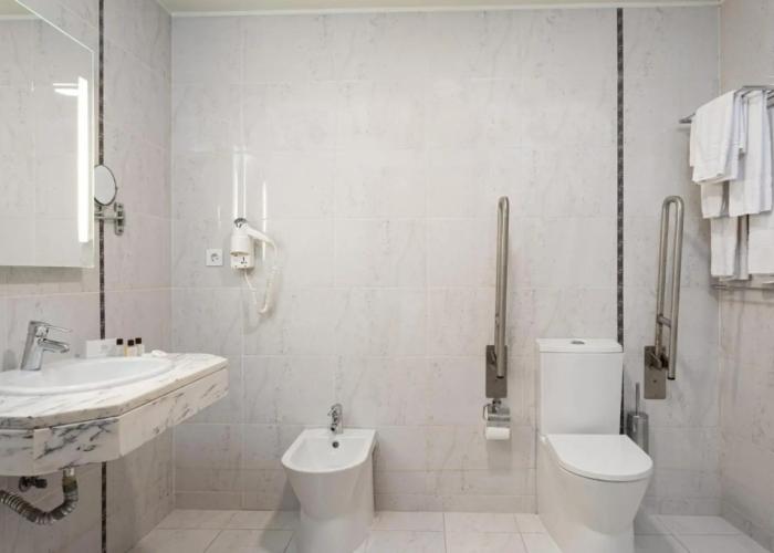 Aveiro Center Hotel