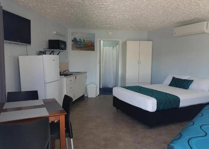 Horseshoe Bay Resort