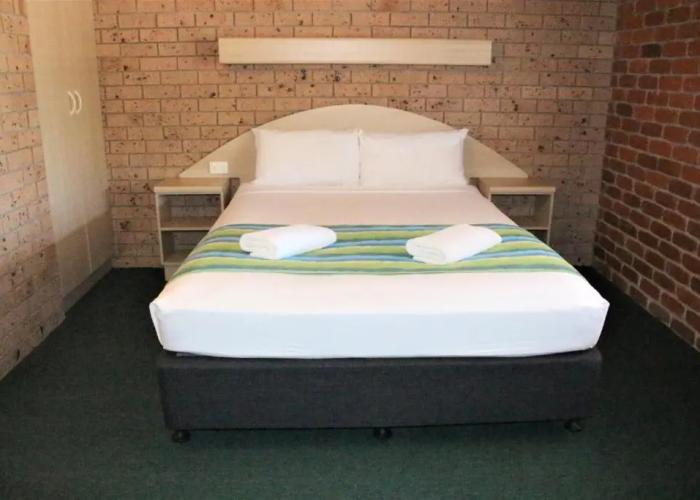 Castle Motor Lodge