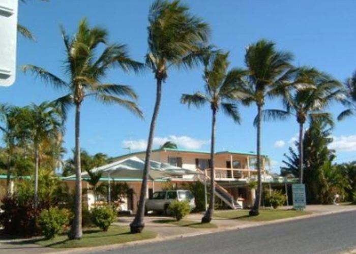 Palm View Holiday Apartments