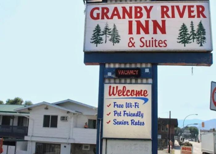 Granby River Inn  Suites