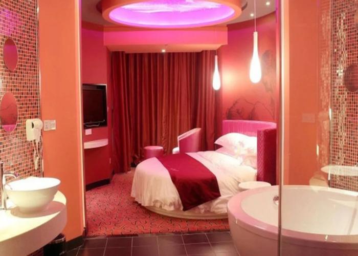 Grand Nest Hotel