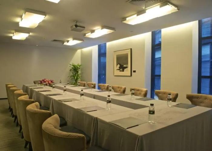Zobon Art Hotel