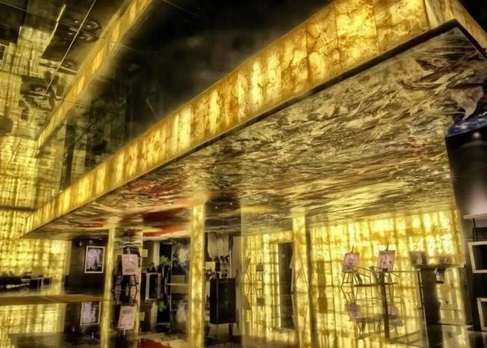 Zobon Art Hotel