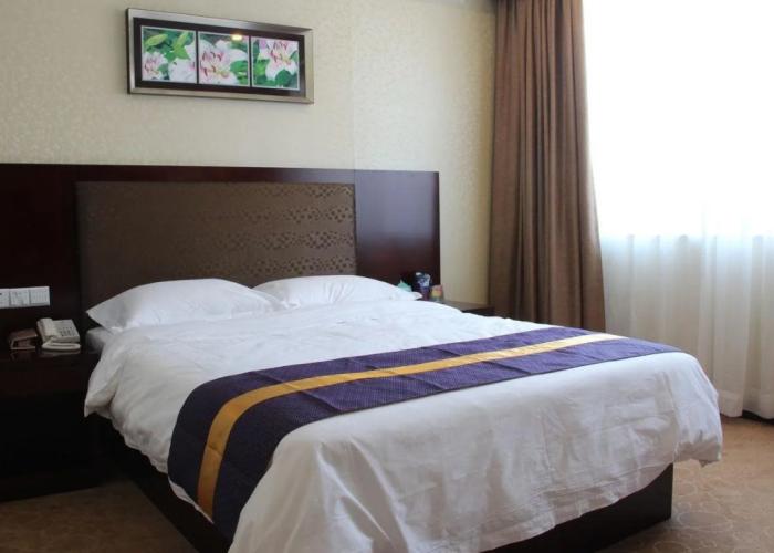 Zhuhai Platinum Holiday Hotel