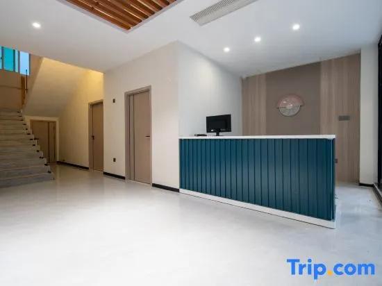 Zhuhai Hengqin Haojing Mercure (Changlong Tourism Resort)