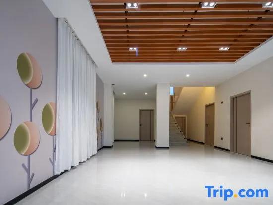 Zhuhai Hengqin Haojing Mercure (Changlong Tourism Resort)