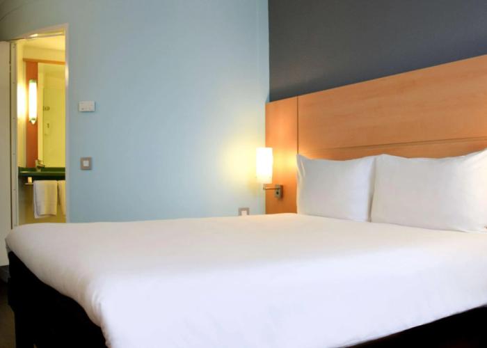 ibis London Thurrock M25