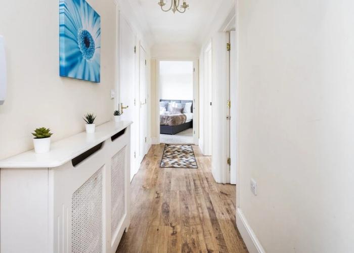 Stunning 2-bed Apartment in Grays