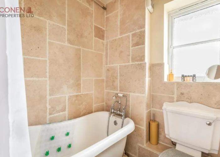 Stunning 2-bed Apartment in Grays