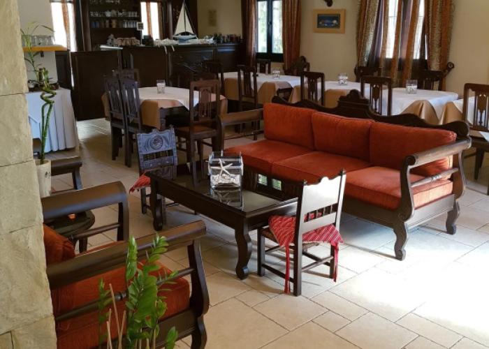 Epavlis Boutique Suites