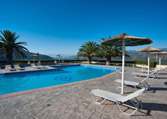 Chrissa Camping Rooms & Bungalows