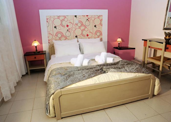 Chrissa Camping Rooms & Bungalows