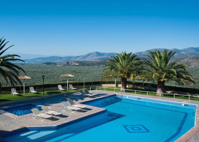 Chrissa Camping Rooms & Bungalows