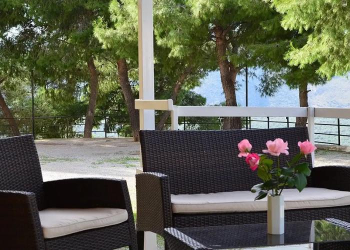 Chrissa Camping Rooms & Bungalows