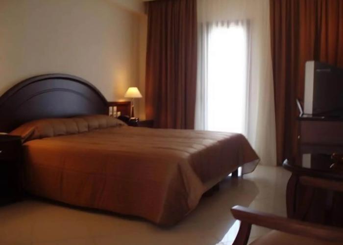 Europa Beach Hotel