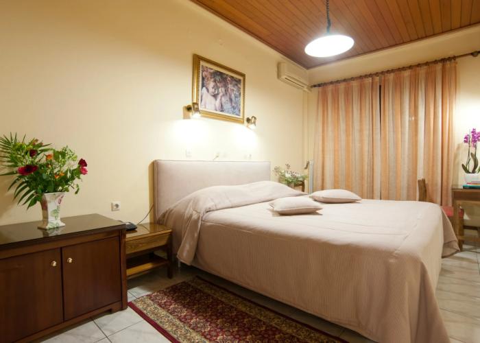 Hermes Delphi Hotel