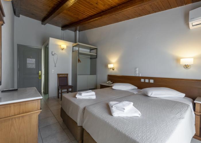 Parnassos Delphi Hotel