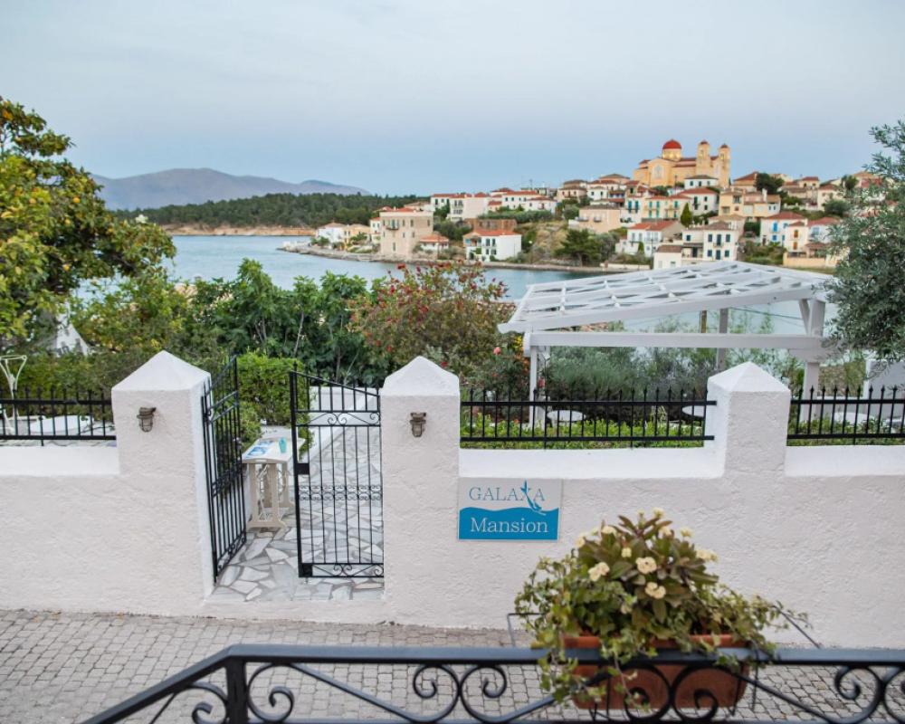 фото Galaxa Mansion