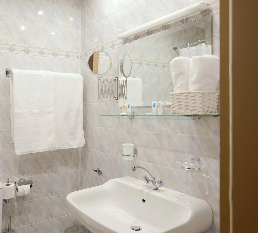 фото Nidimos Hotel