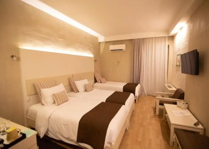 Nidimos Hotel
