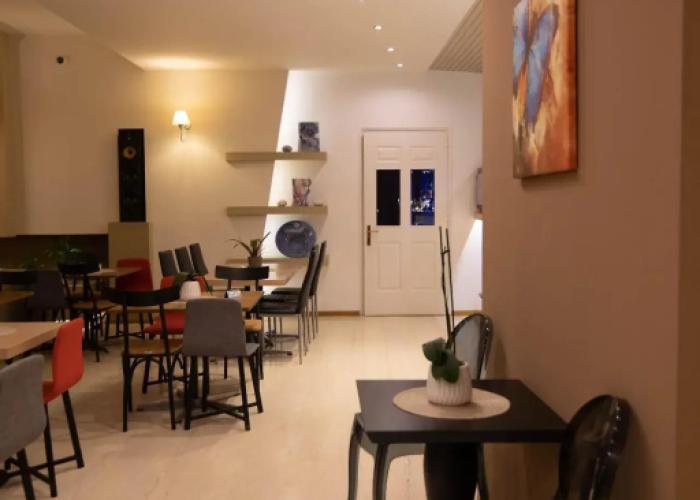 Nidimos Hotel