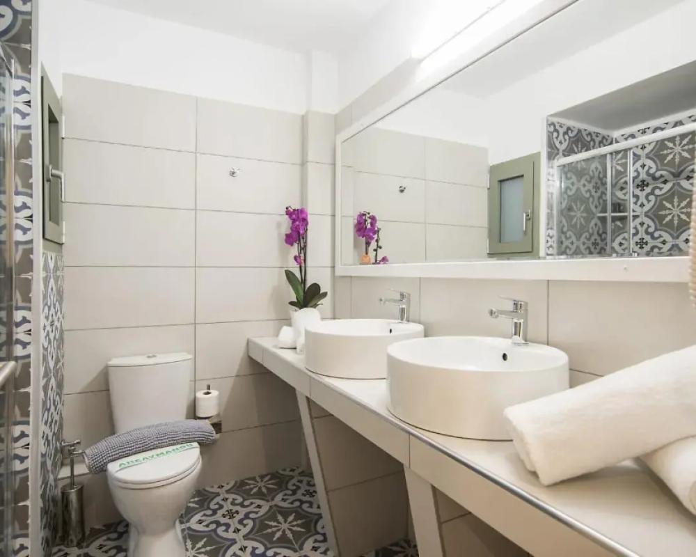 фото V Hotel Delphi