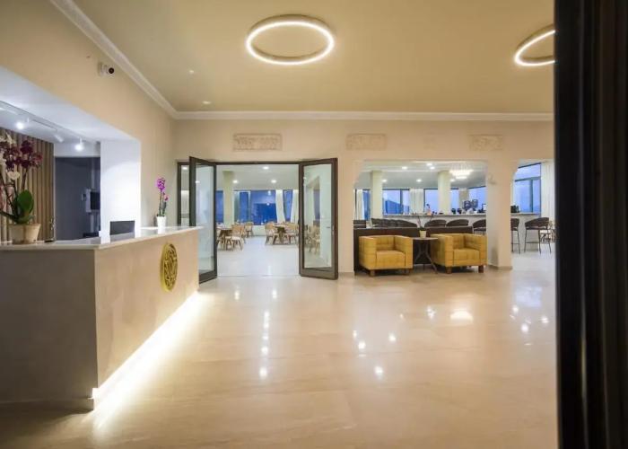 V Hotel Delphi