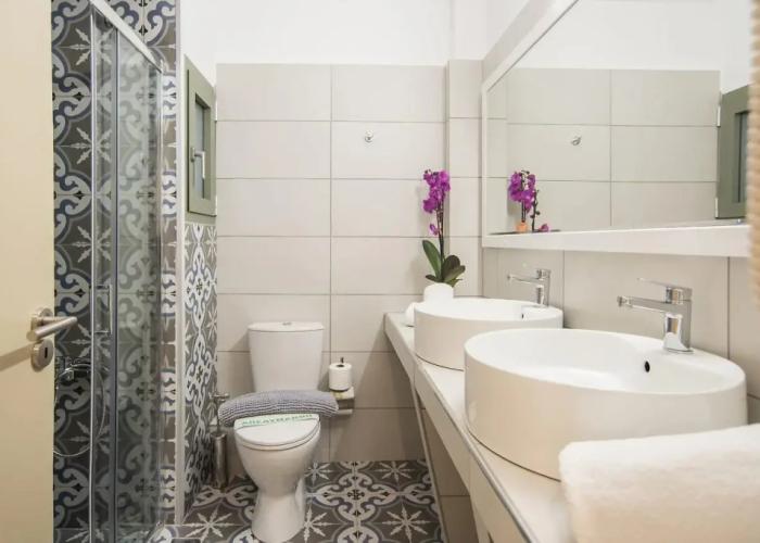 V Hotel Delphi