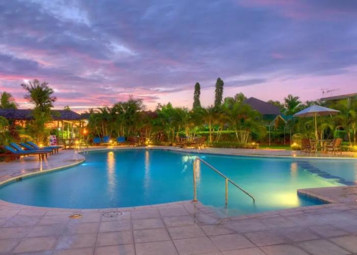 Tanoa Waterfront Hotel