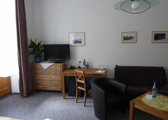 Hotel Meridian
