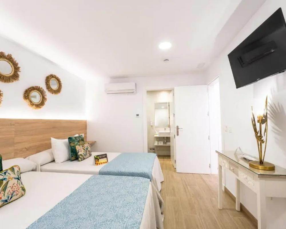 фото Hostal El Romerito