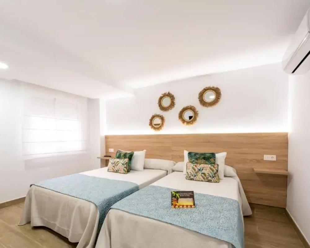 фото Hostal El Romerito