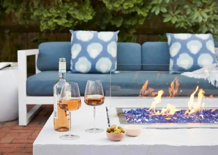 The Christopher, The Edgartown Collection