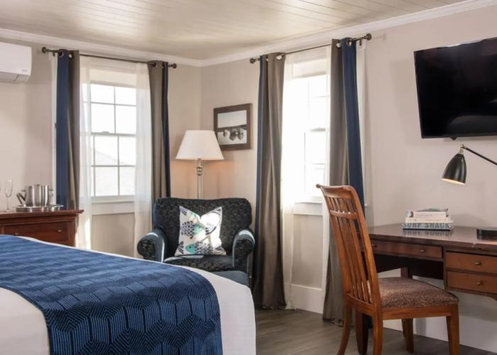 Faraway Martha's Vineyard