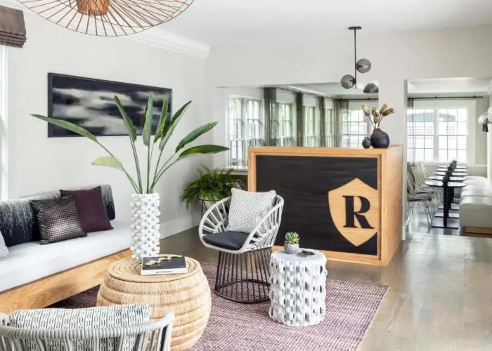 The Richard, The Edgartown Collection