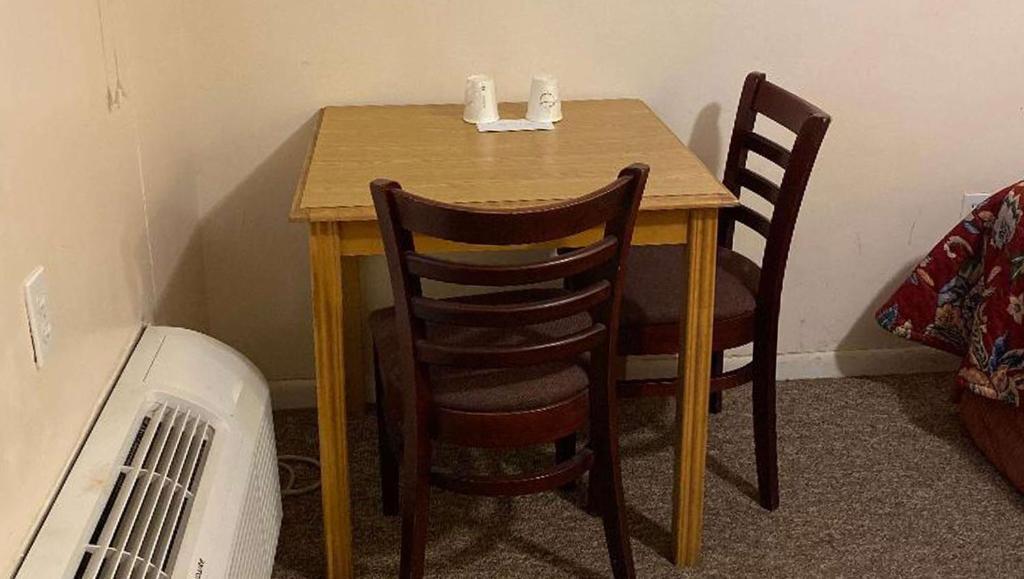 Country Place Inn and Suites White Haven