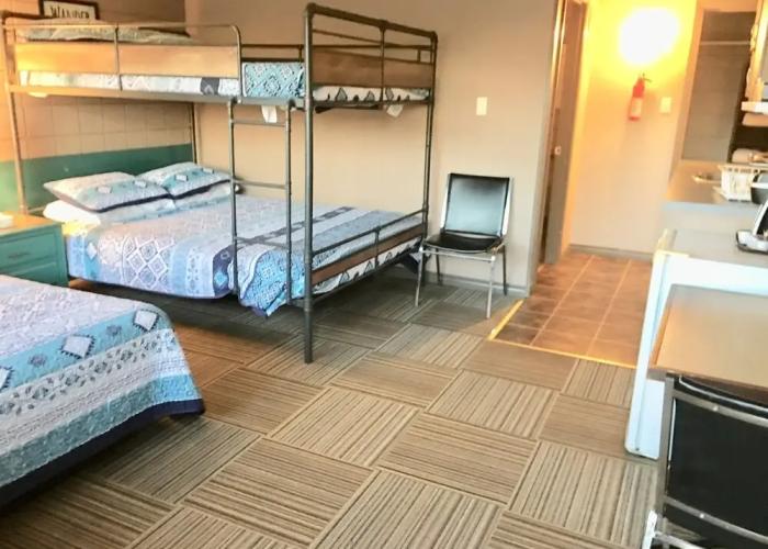 The Canterbury Inn of Downtown Invermere