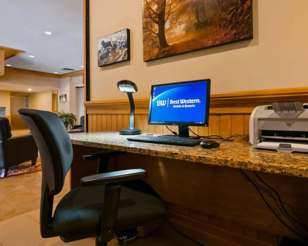 фото Invermere Inn
